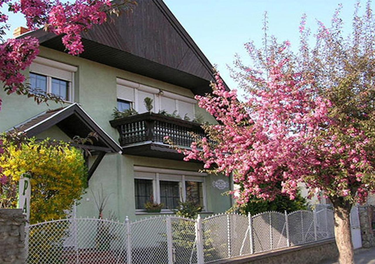 Hotel Rohonci Vendeghaz Kőszeg Exterior foto